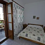 Apartment Mira Mare