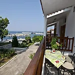 Apartment Mira Mare *
